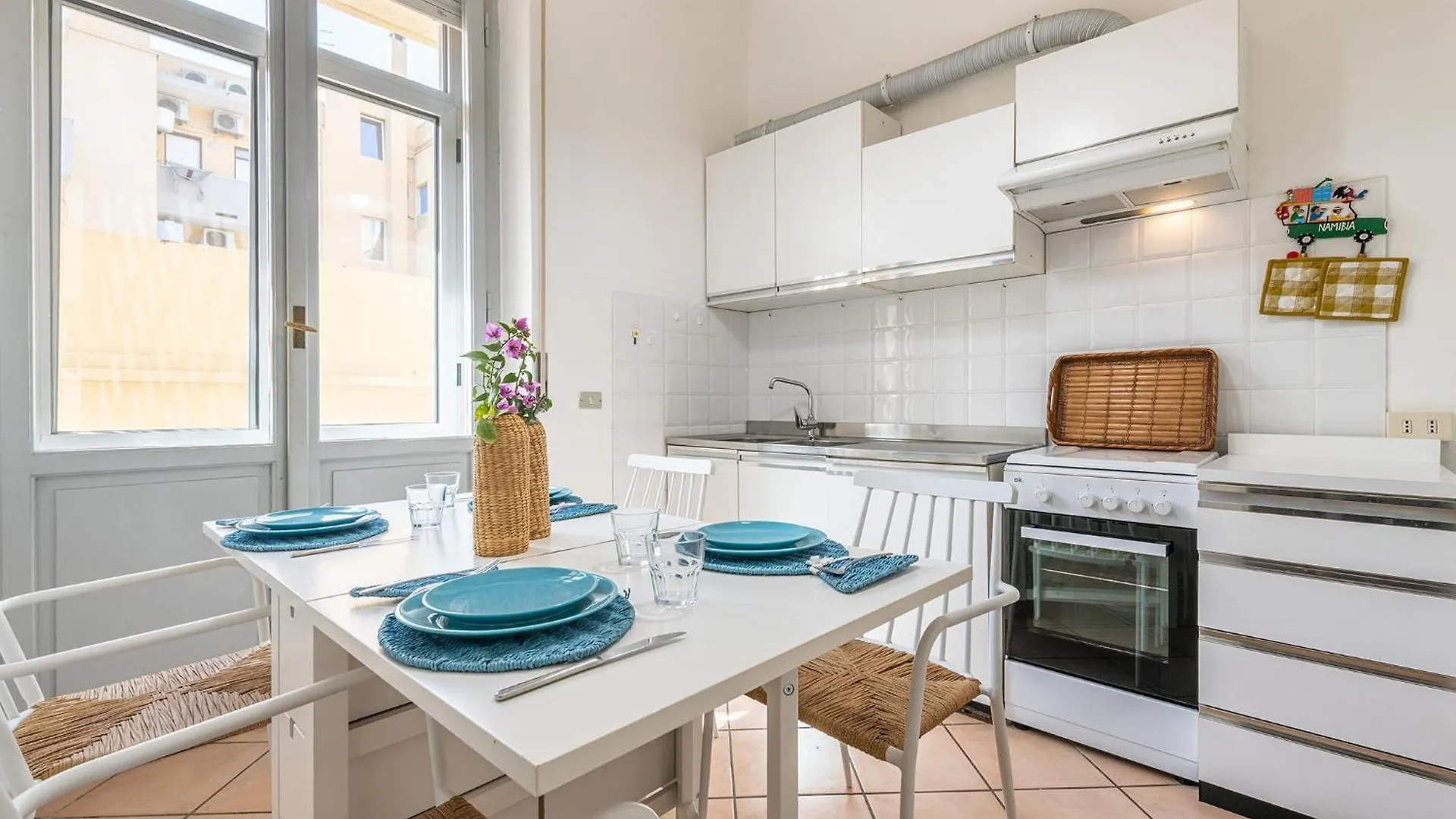 Beachside Poetto Getaway Cagliari